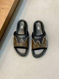 Picture of Louis Vuitton Slippers _SKULVsz38-46hnh03201031